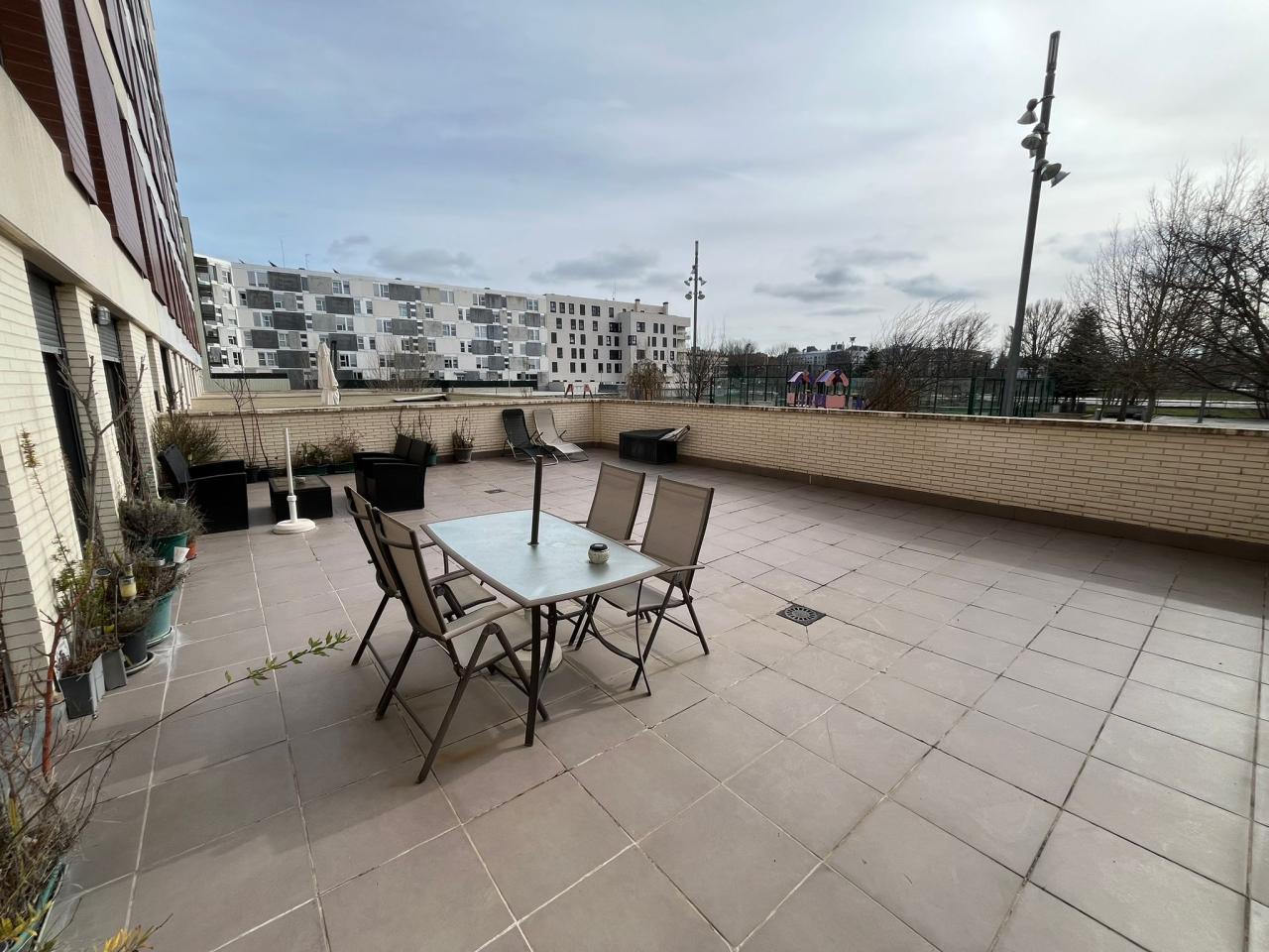 <strong>Conde Lucanor</strong><br/>Venta - P011820<br/><span>Burgos - Coprasa - Villimar - S2 - S3</span><br/><span><span>269.000 € </span></span>